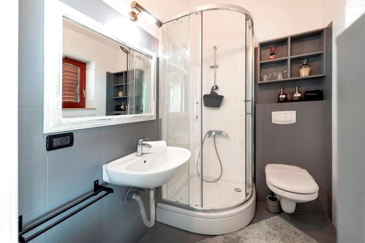 Villa B&B Marina & Parking Free Rovinj Eksteriør bilde